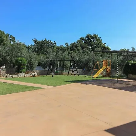 Large Ska With Amazing Private Pool Near The And Town By Wiibuk *