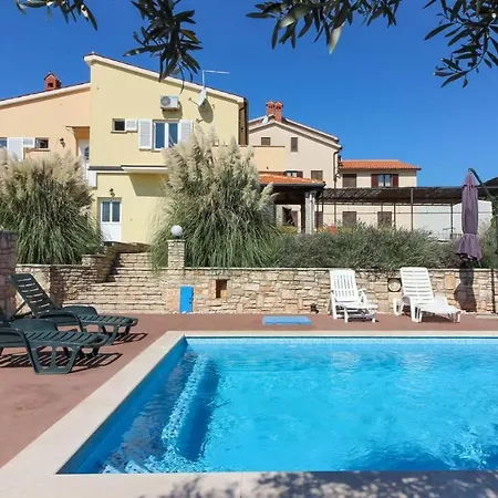 Villa Large Ska With Amazing Private Pool Near The And Town By Wiibuk