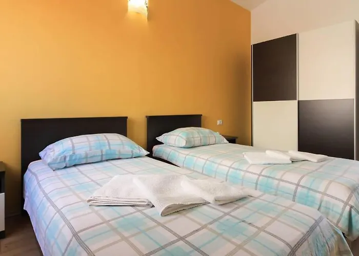 Large Ska With Amazing Private Pool Near The And Town By Wiibuk