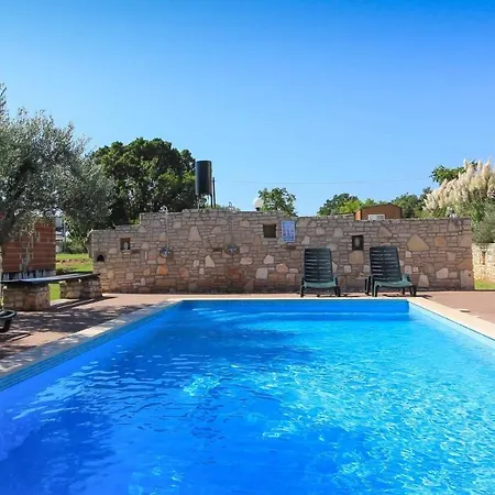 Large Ska With Amazing Private Pool Near The And Town By Wiibuk Villa Póla