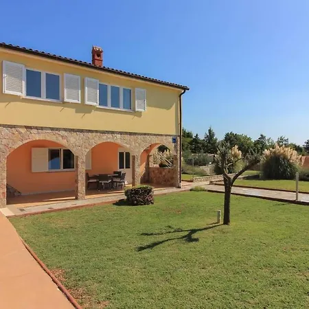 Villa Large Ska With Amazing Private Pool Near The And Town By Wiibuk