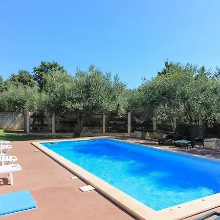 Large Ska With Amazing Private Pool Near The And Town By Wiibuk Villa Pula