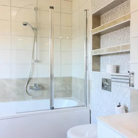 Large Ska With Amazing Private Pool Near The And Town By Wiibuk * Pola