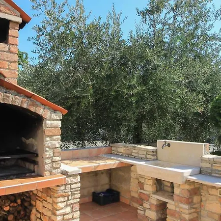 Villa Large Ska With Amazing Private Pool Near The And Town By Wiibuk Pola
